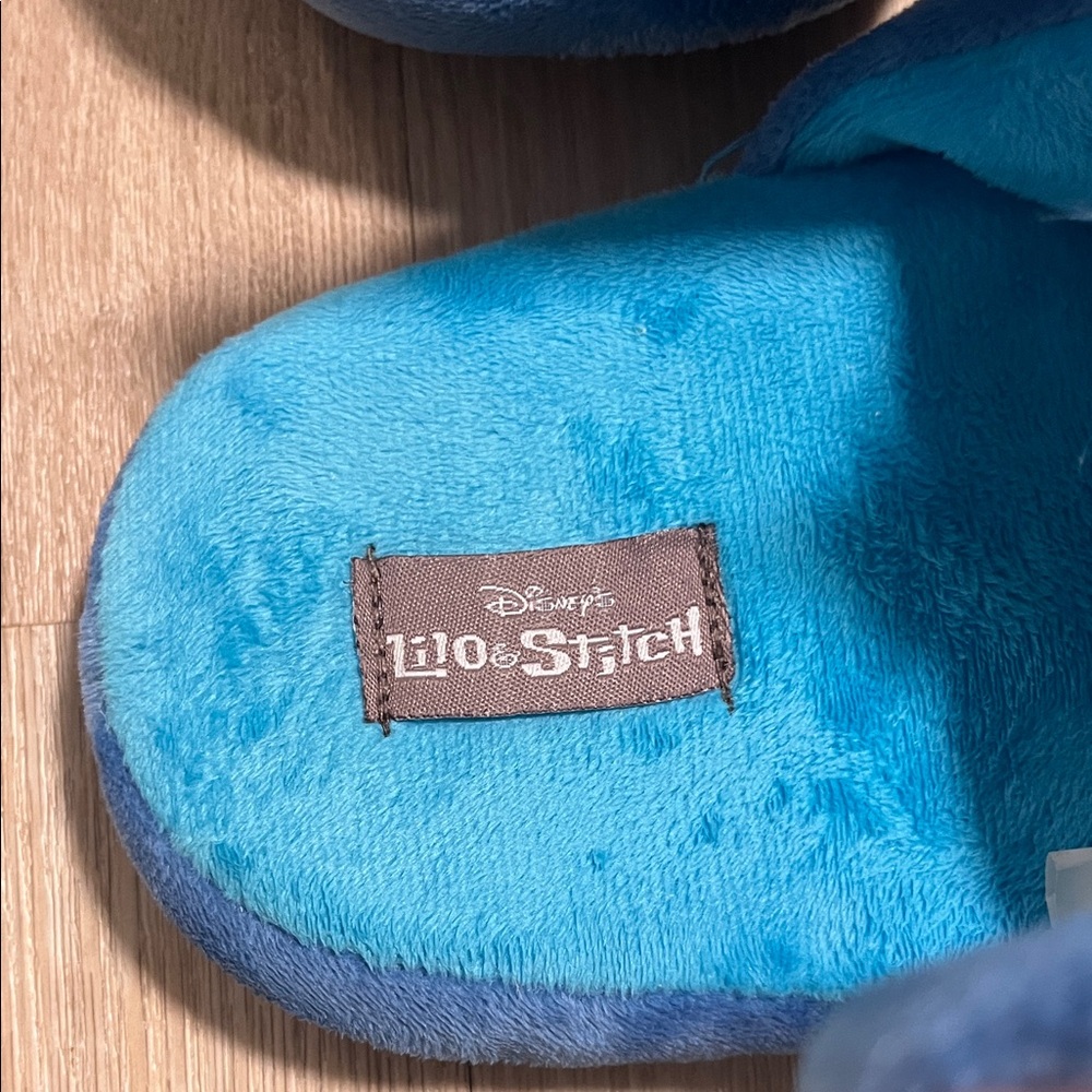 Disney Stitch Kids Slippers - Picture 3 of 7